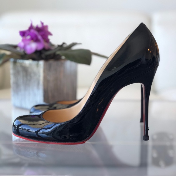 CHRISTIAN LOUBOUTIN FIFI PATENT LEATHER PUMPS - Picture 2 of 6